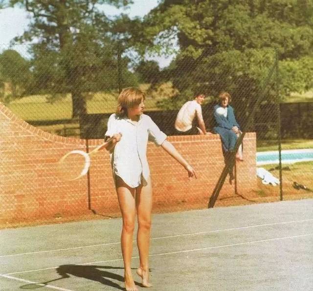 锐的门前嗅 锐的门前嗅